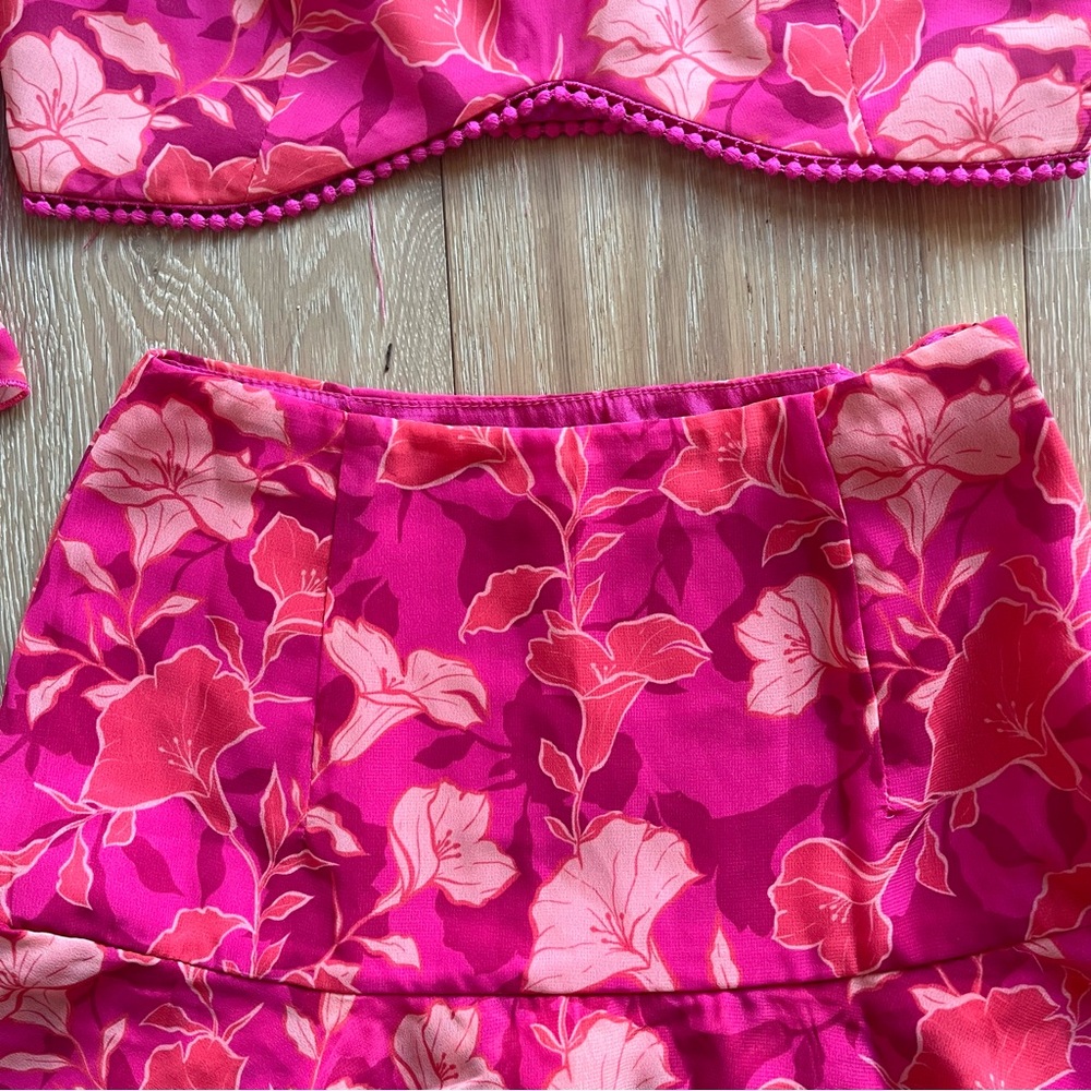 Showpo. Final Resort two piece ruffle sleeve mini skirt set in berry floral - Picture 5 of 16